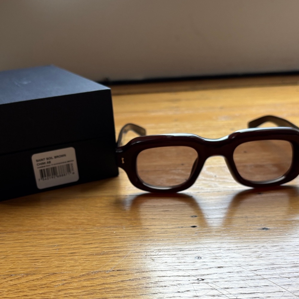 Brand New Chimi Saint Sunglasses - Picture 3 of 6